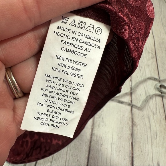 michael kors monochromatic Burgundy Leopard Print peasant Top sz S - Picture 7 of 7